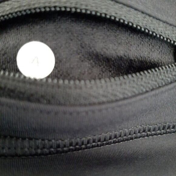 LULULEMON Inspire Crop II 2 Luxtreme Black Tight Athletic Leggings Sz 4 - Picture 13 of 14